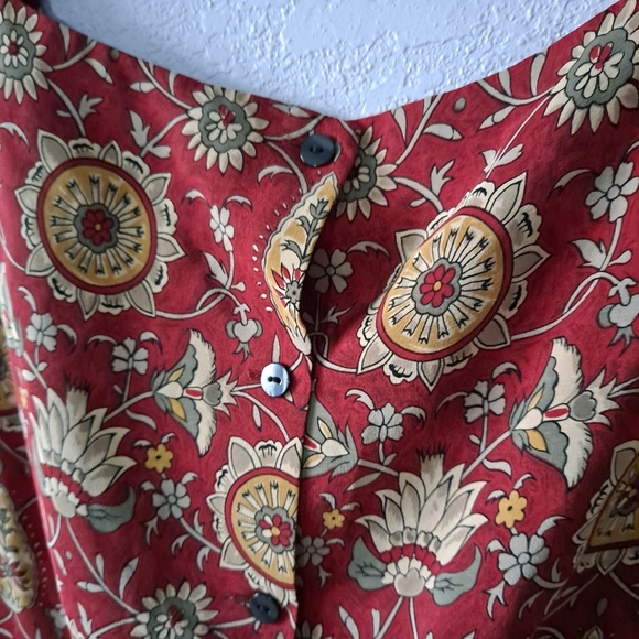 Charter Club red floral print blouse - Picture 6 of 6